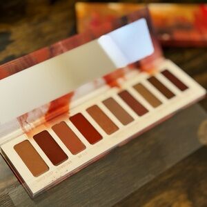 Melt Cosmetics Eyeshadow Palette - Warm Neutrals